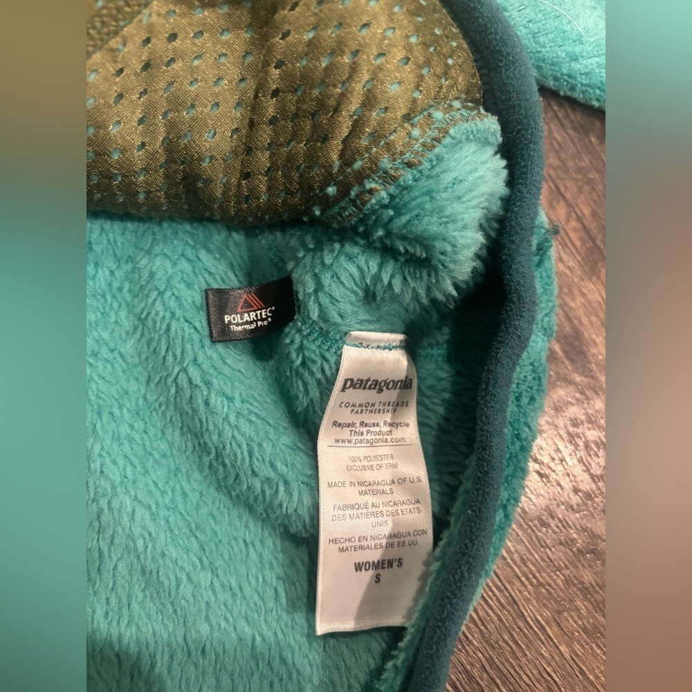 Patagonia Re Tool Snap T Pullover
Fleece Teal Blue W Size S. Great condition - Picture 10 of 14